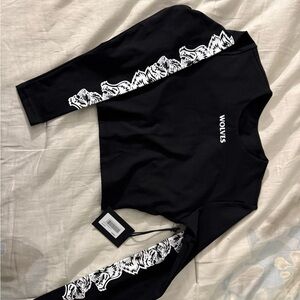 WOLVES Black Cropped Long Sleeve Tee